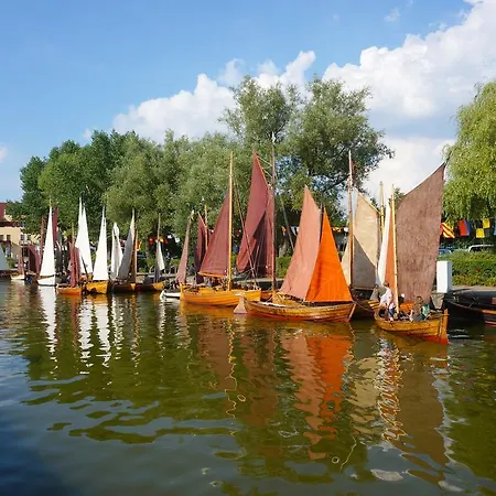 Deutsches Haus Am Fischlander Hafen 호텔 부스트로우
