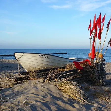 Deutsches Haus Am Fischlander Hafen 호텔 2*