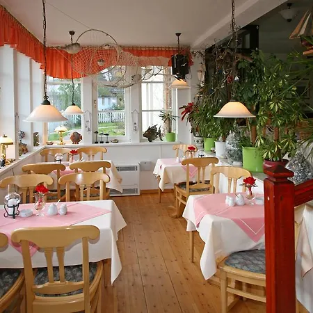 Deutsches Haus Am Fischlander Hafen 2* 부스트로우